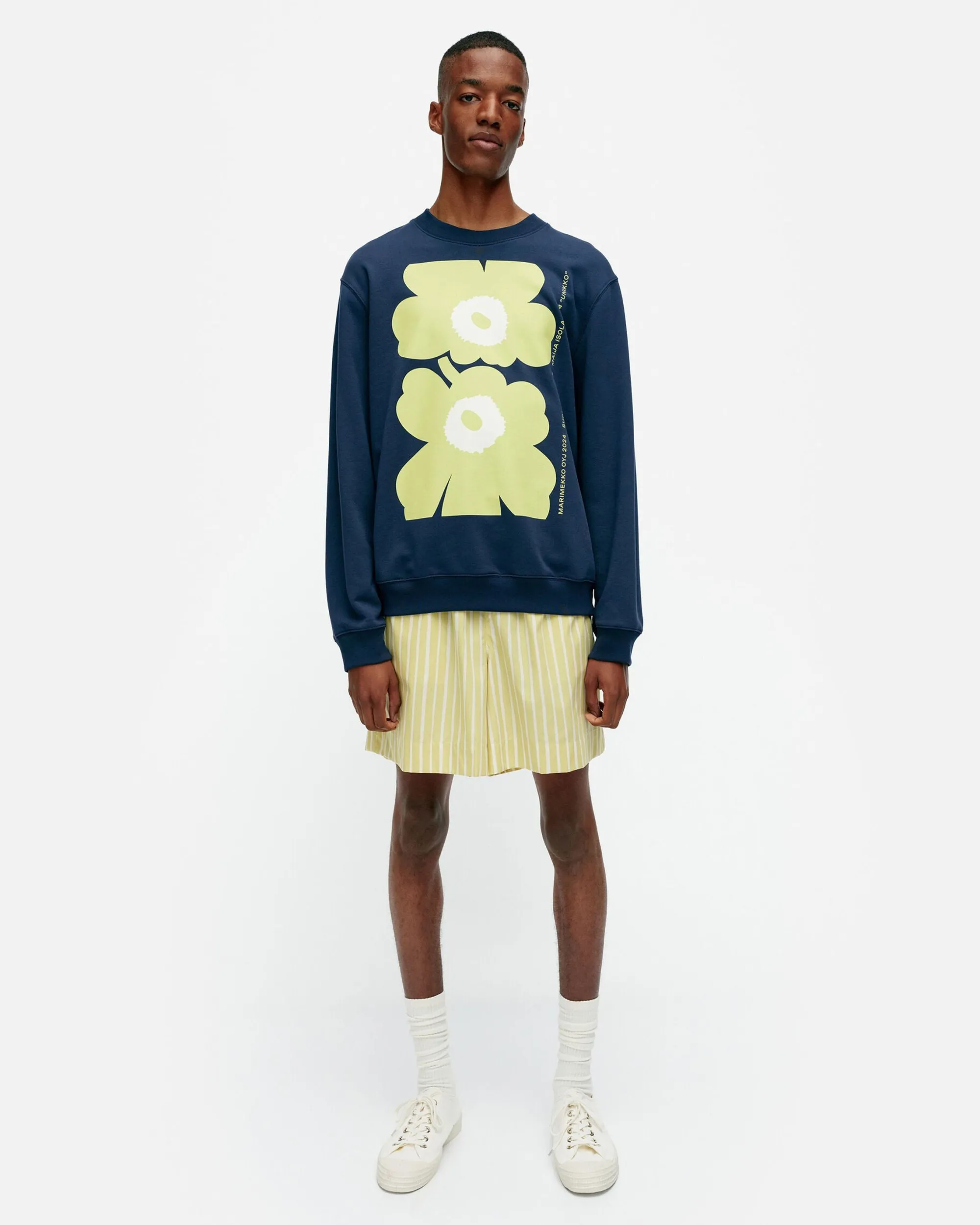 Marimekko Paidat Ja Tunikat>Kioski Loisto Unikko Placement Collegepaita