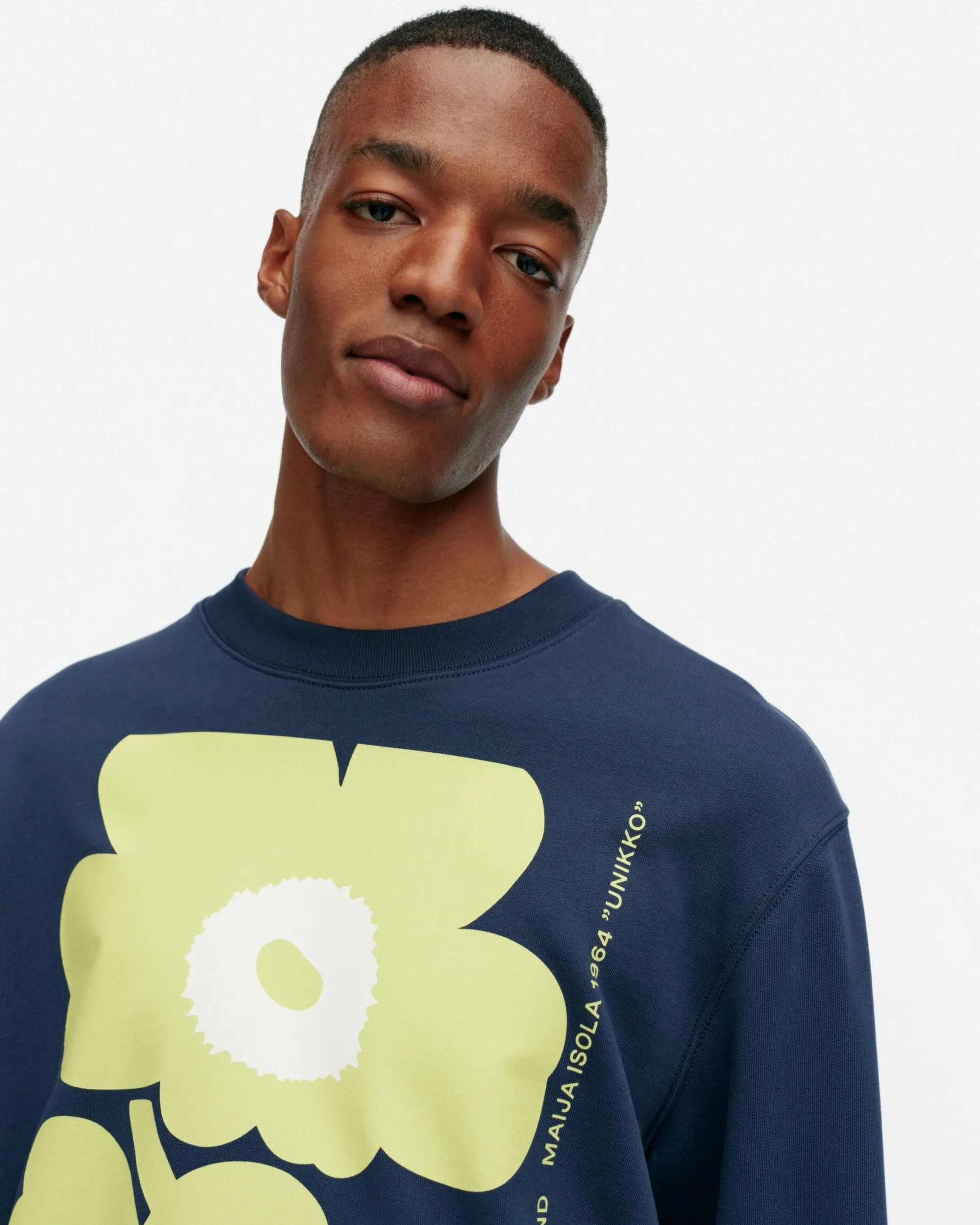 Marimekko Paidat Ja Tunikat>Kioski Loisto Unikko Placement Collegepaita